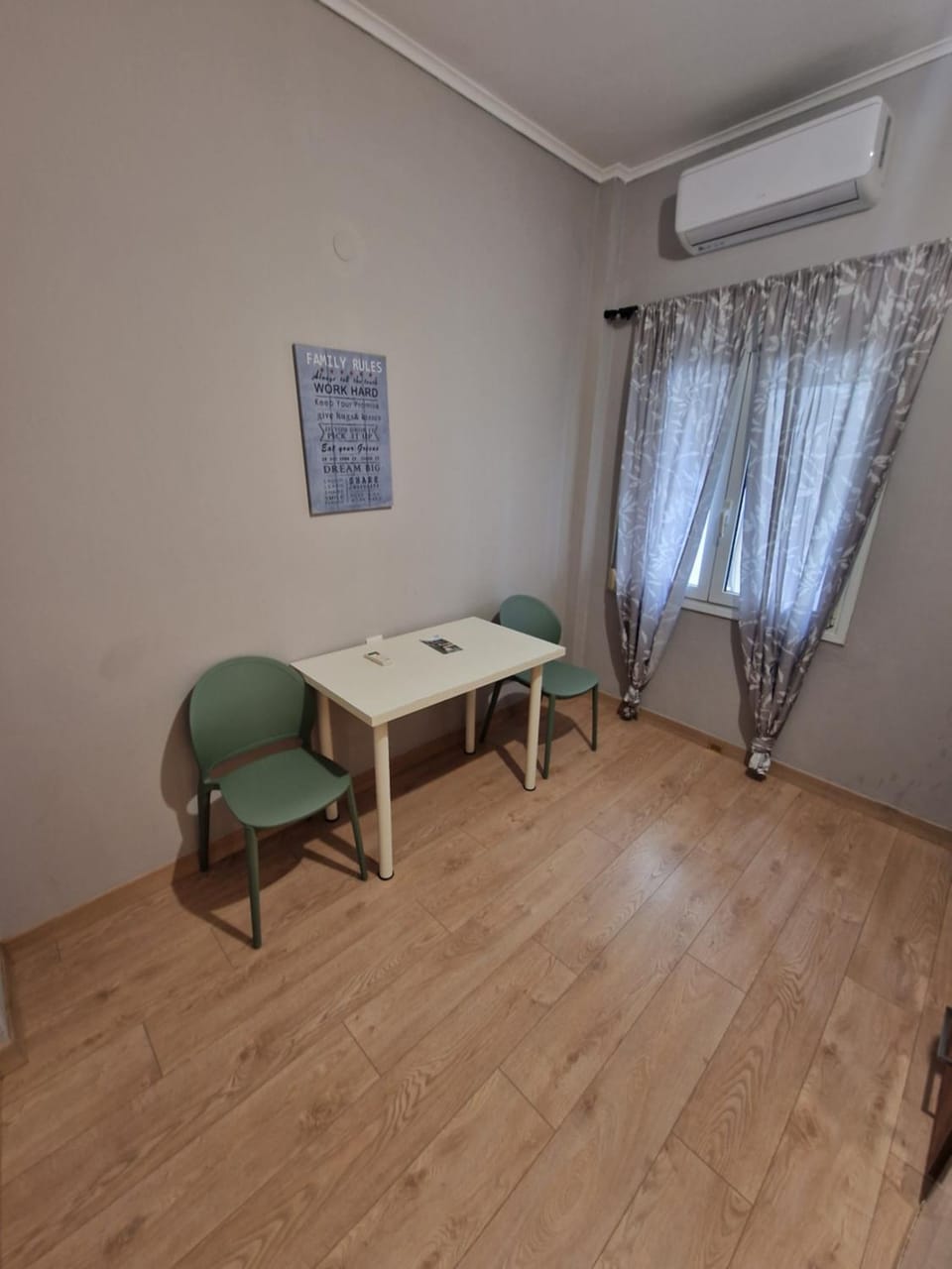Diana's Cozy 16 Studio Apartment in Ioannina