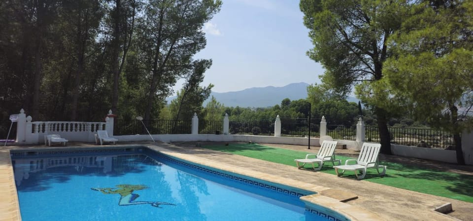 Mountain view, Pool view, Swimming pool