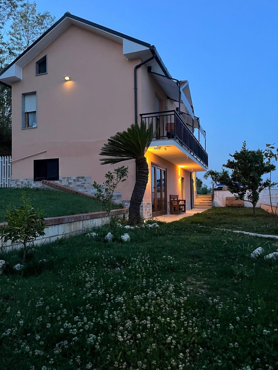 Property building, Garden, Garden view