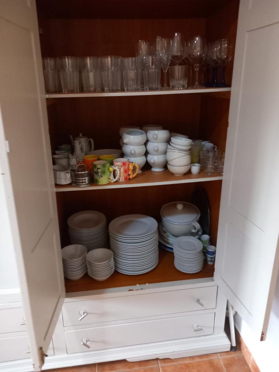 Kitchen or kitchenette