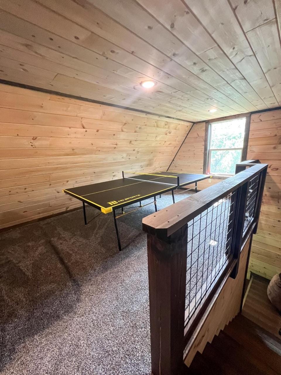 JJ Getaway is a Beautiful 1 Bedroom Cabin in Cobbly Knob - Sleeps 6 Cabin in Pittman Center