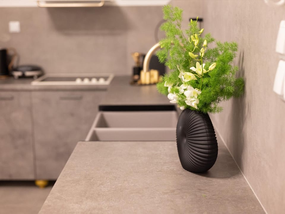Kitchen or kitchenette, Decorative detail