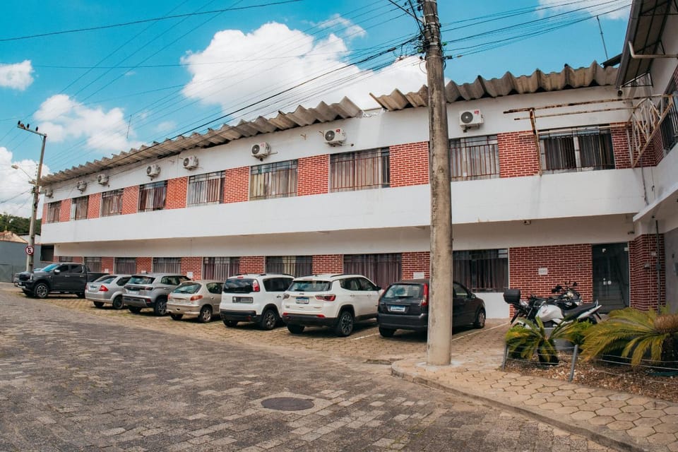 Large Studios 2km from Vila Germanica Apartment in Blumenau