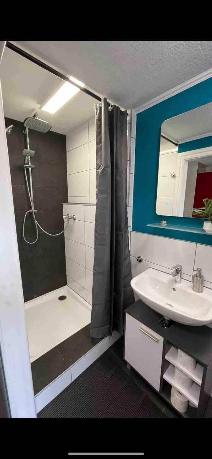 Shower, Bathroom