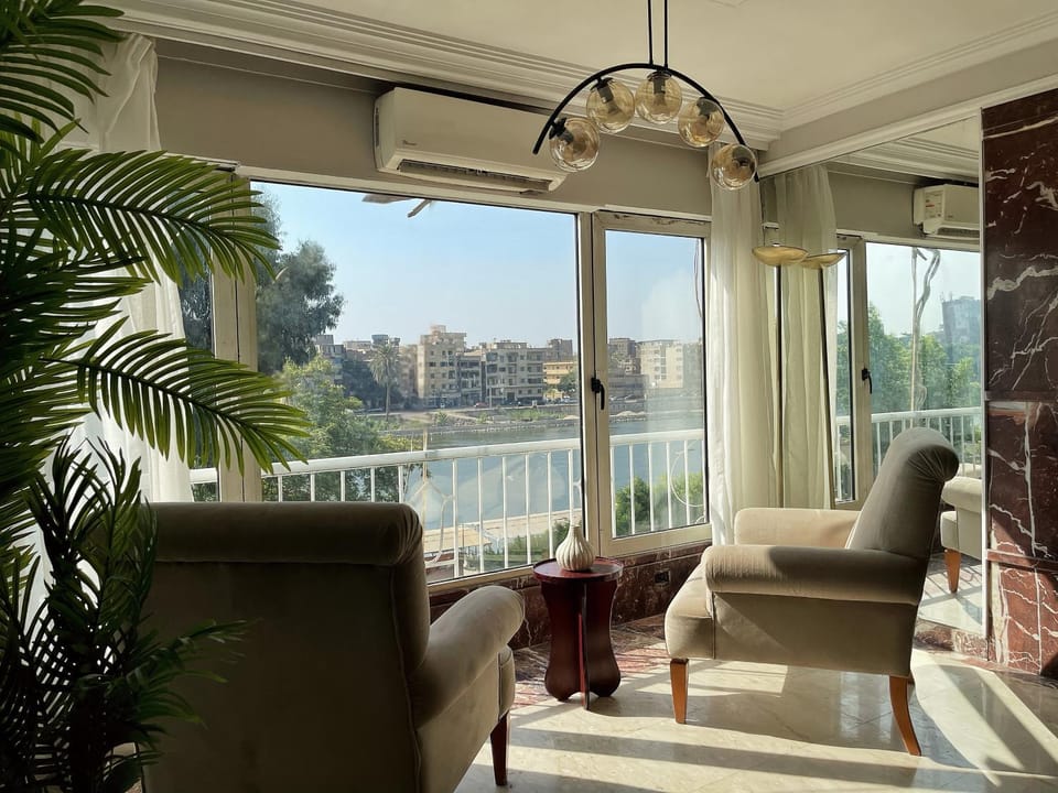 Nile Zamalek 3BR Abu El Feda Apartment in Cairo