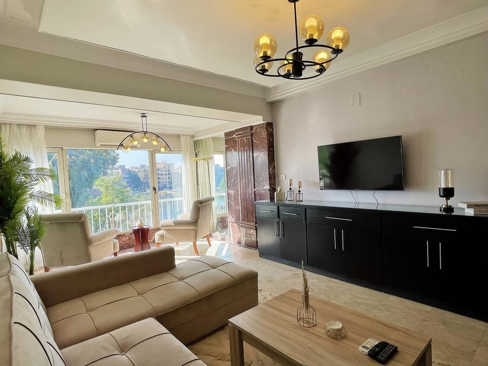 Nile Zamalek 3BR Abu El Feda Apartment in Cairo