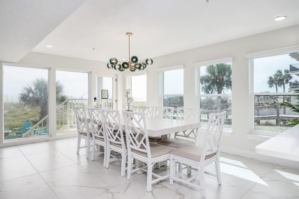 Be A Nomad - 7 Bedroom Beachfront House Jacksonville Beach Sleeps 14 Apartment in Neptune Beach