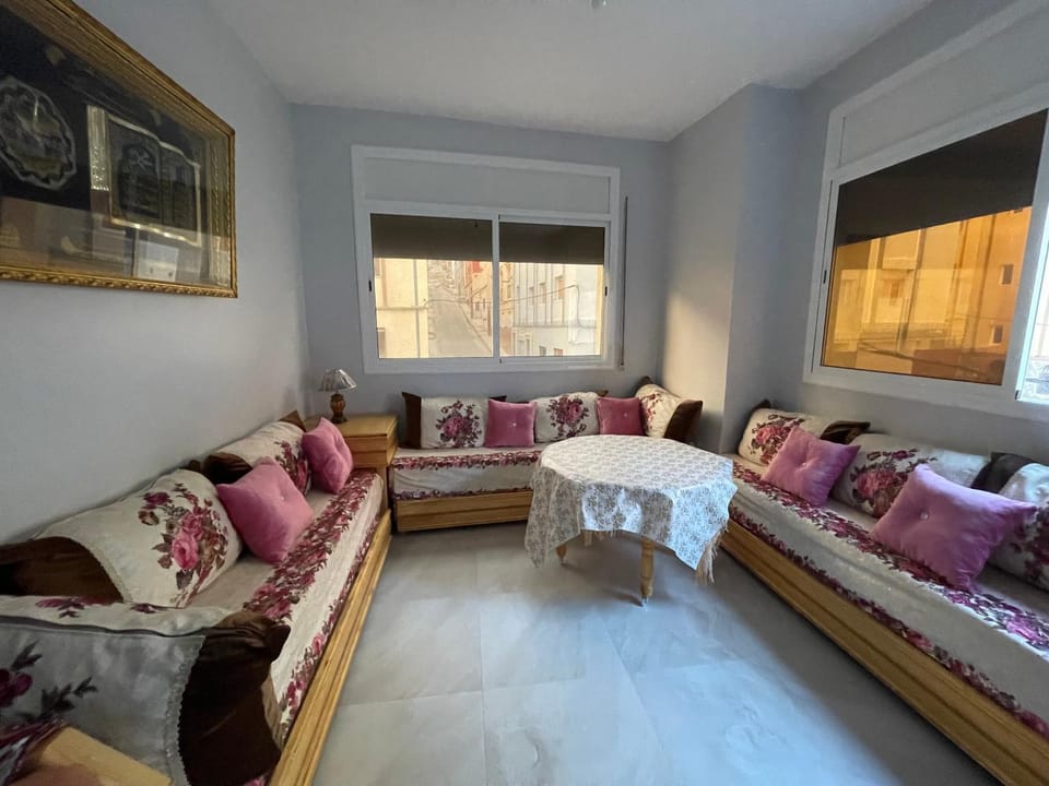 Al Hoceima Appartement Wifi Apartment in Tangier-Tétouan-Al Hoceima