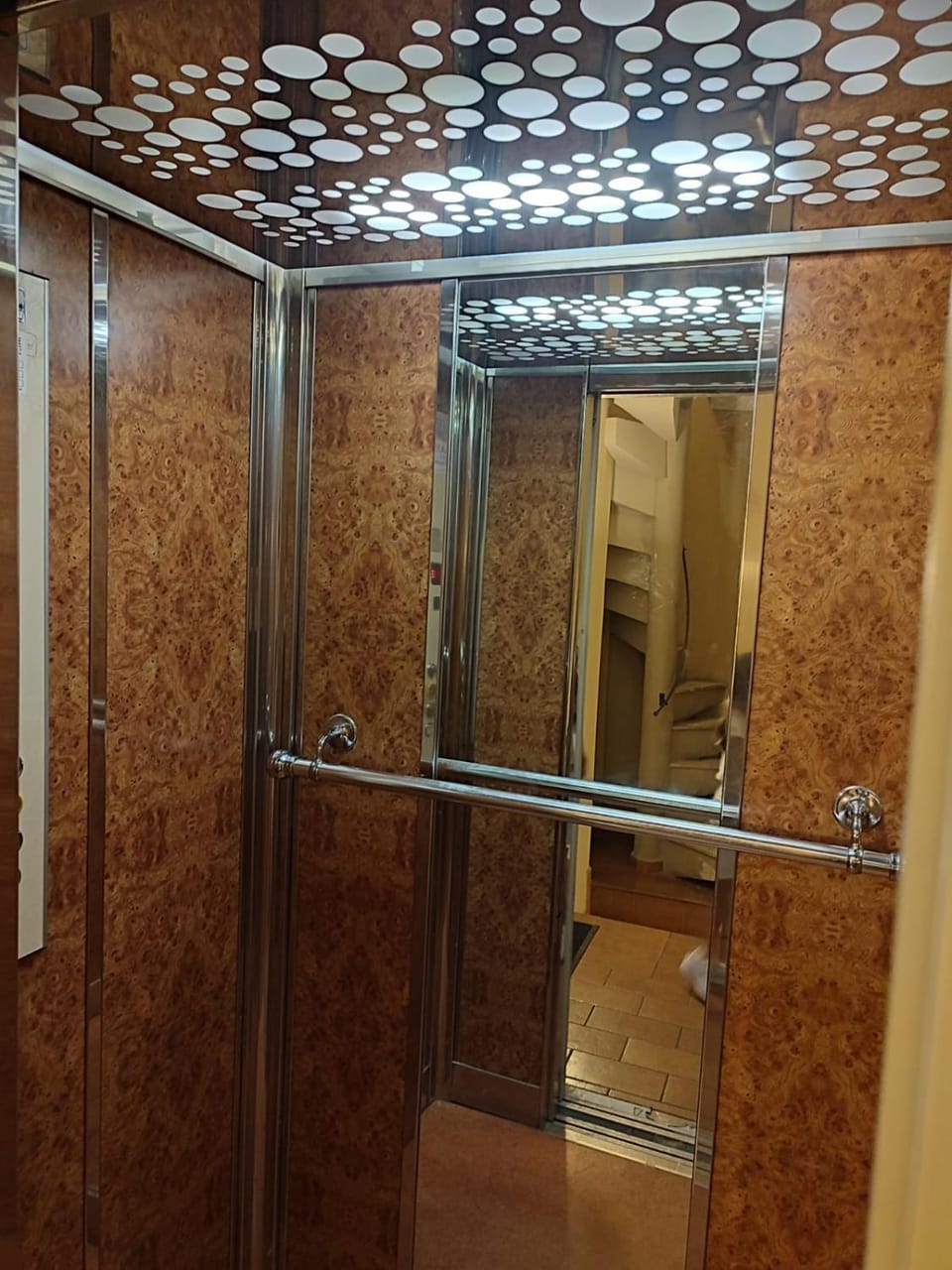 elevator