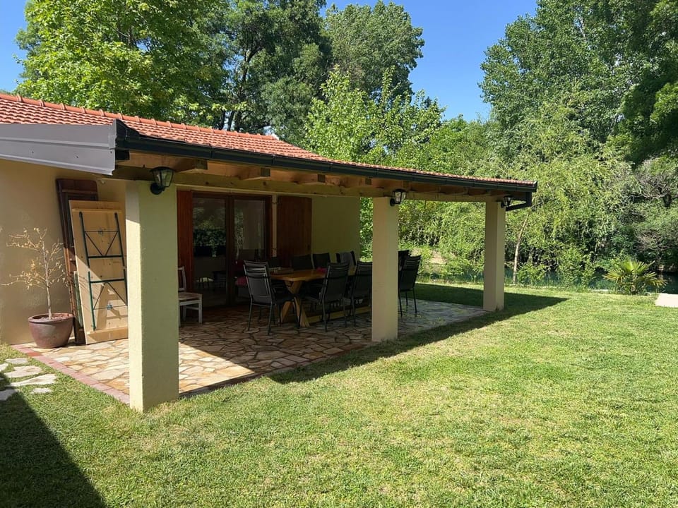 Guest house SARA House in Dubrovnik-Neretva County