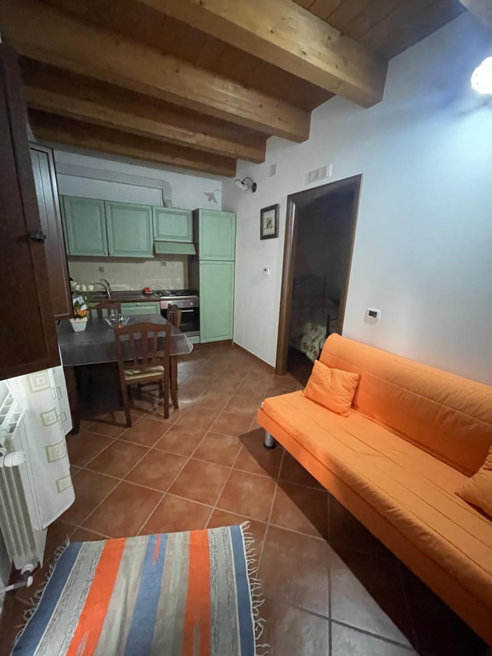 Bed, BBQ facilities, Kitchen or kitchenette, Living room, Food, Italian breakfast, dishwasher, internet, minibar, oven, stove