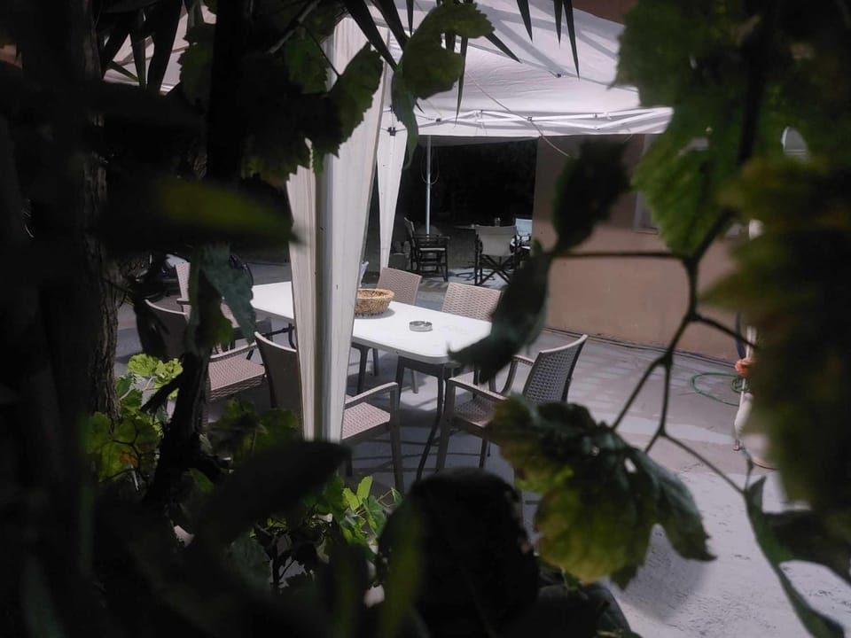 Inner courtyard view
