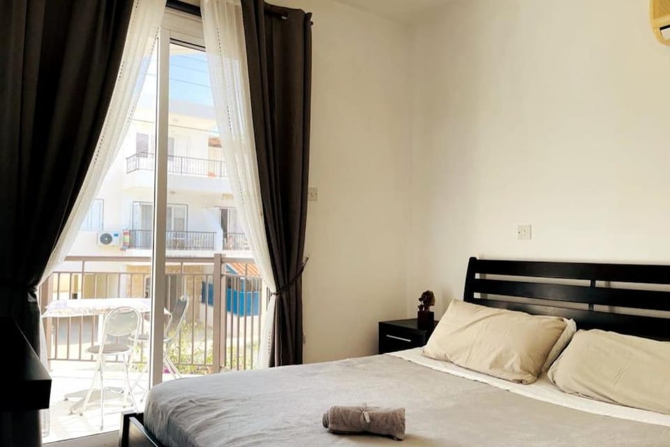 Apartments with a luxurious location near the sea Apartment in Paphos