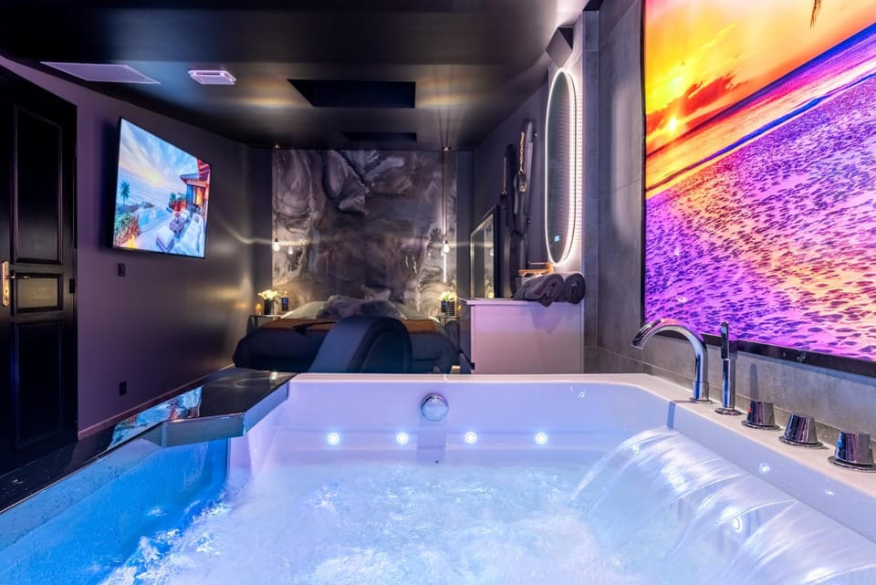 Hot Tub