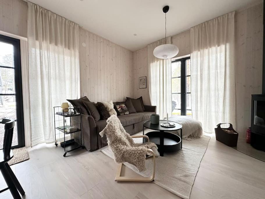 Lindvallen 4 plus 2 bäddar, städ inkluderat Apartment in Sweden