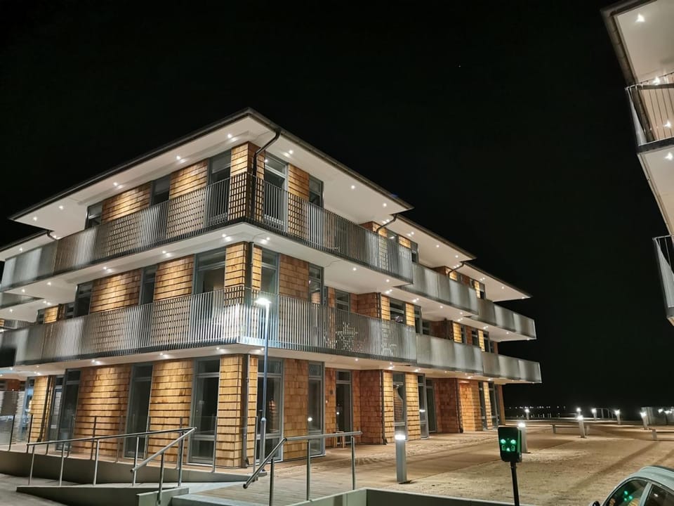 Property building, Night, On site