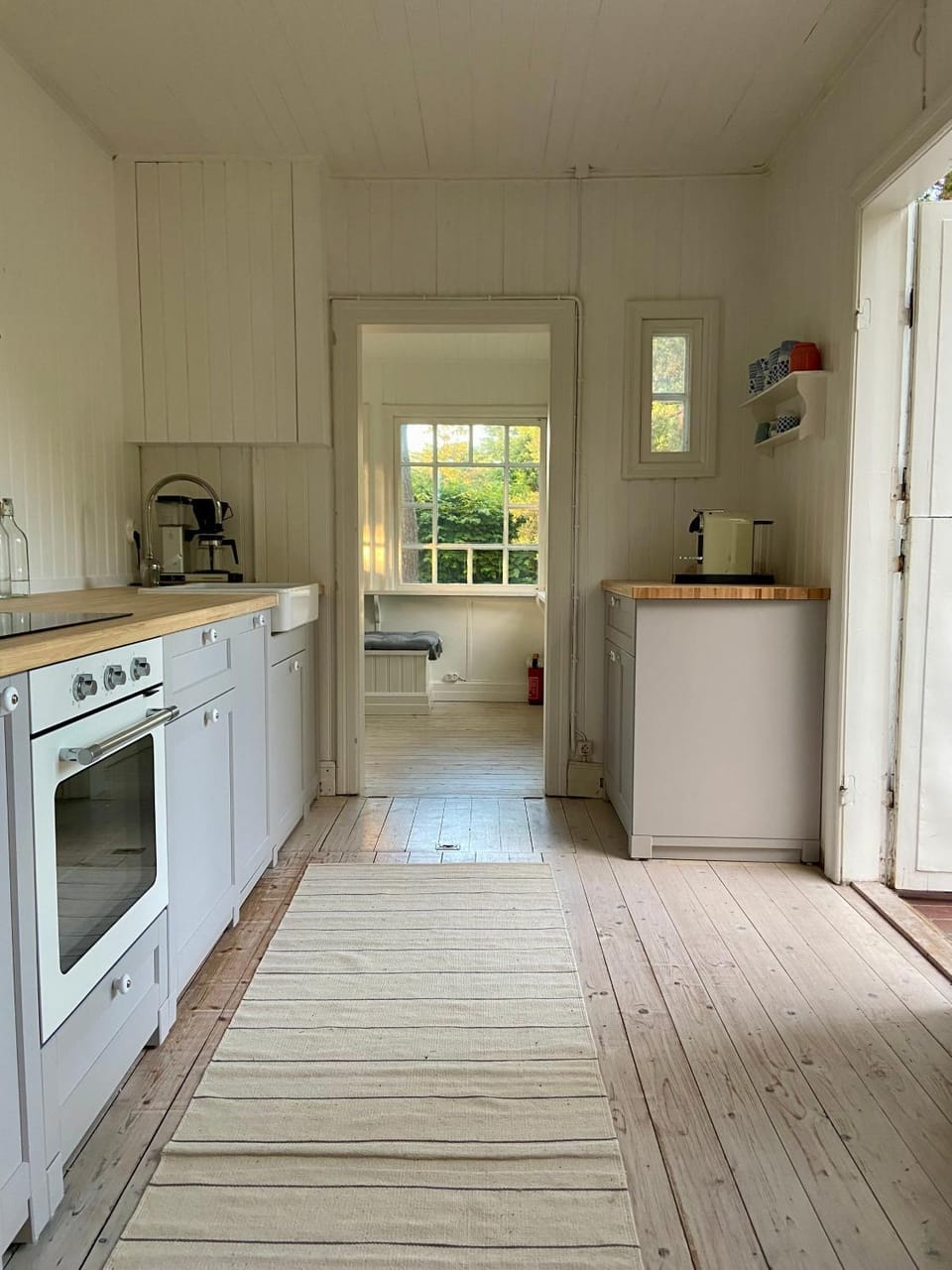 Summer house close to the beach with 12 beds House in Skåne County