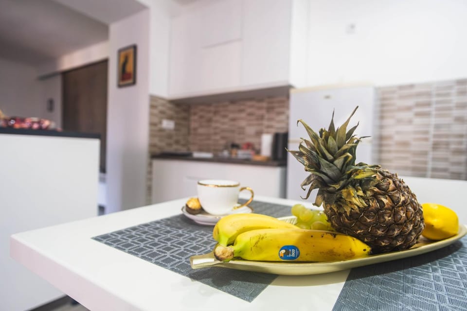 Kitchen or kitchenette, Food
