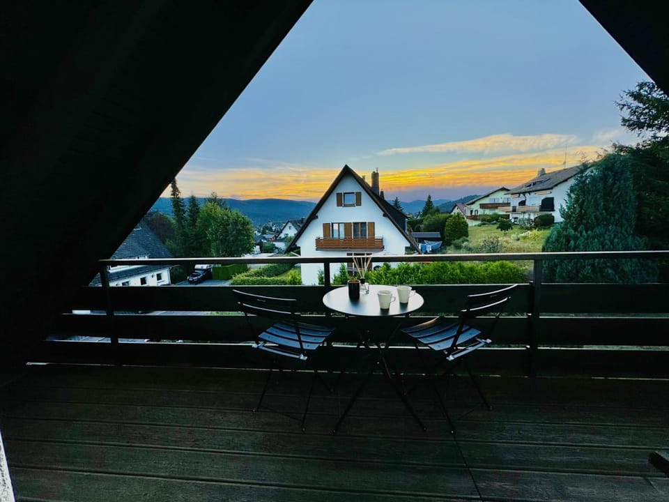 Natural landscape, Balcony/Terrace, Evening entertainment, Lake view, Mountain view