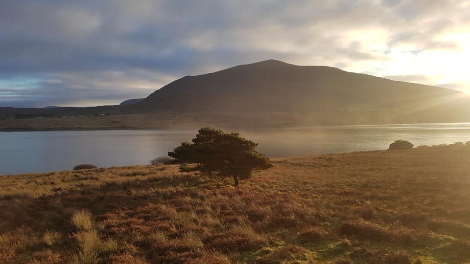 Nearby landmark, Day, Natural landscape, Lake view, Mountain view, River view, Location