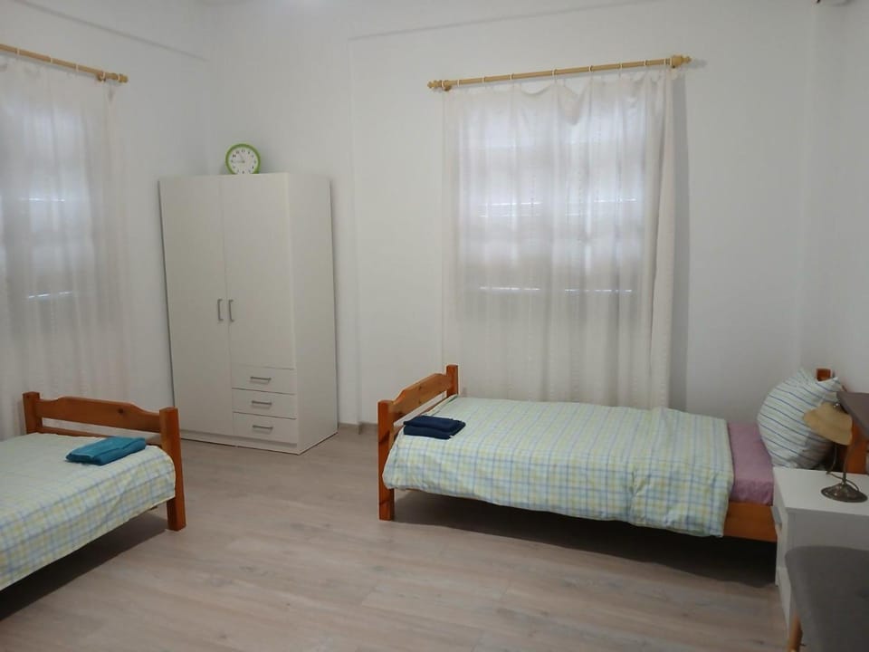 Bedroom, wardrobe