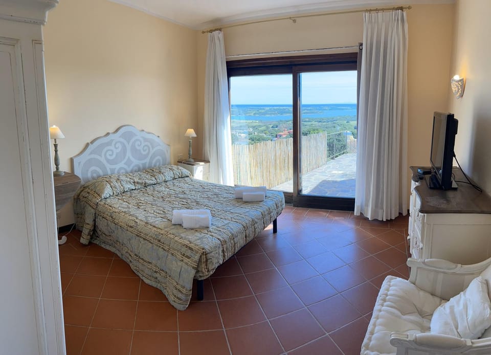 Bedroom, Sea view