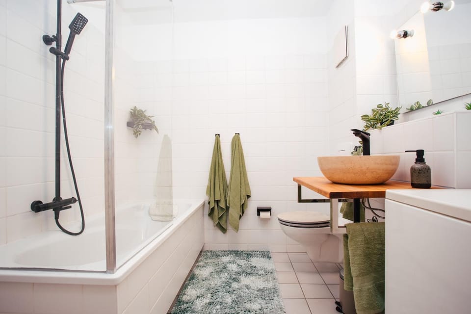 Shower, Bathroom, Bath, towels