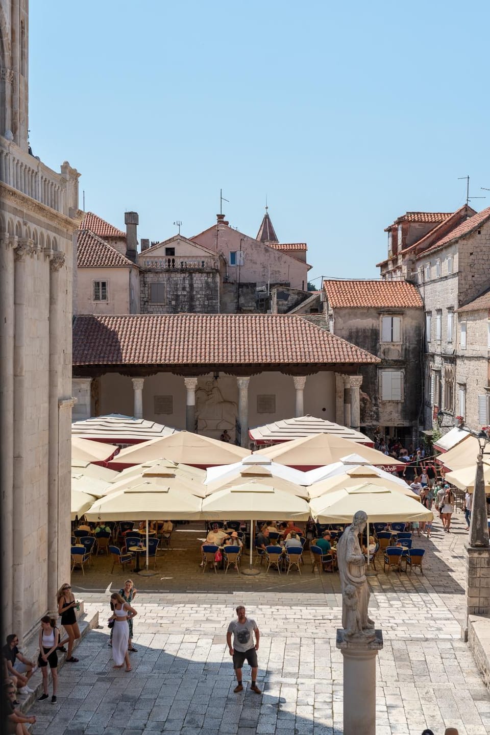 Day, People, View (from property/room), Food, City view, Landmark view, Street view, Location