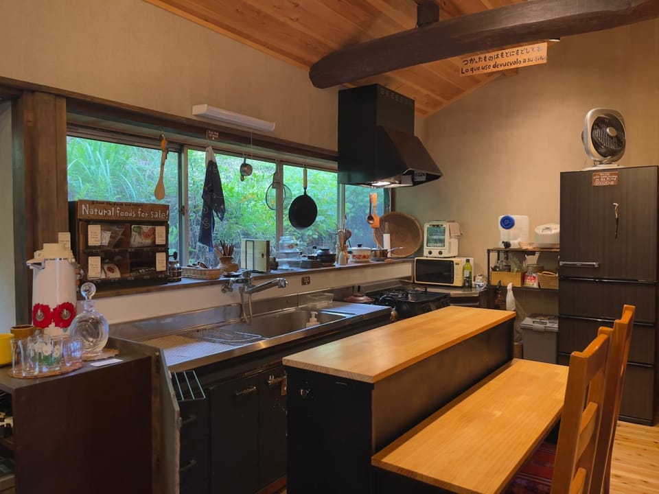 Homestay HANIHOHETO Bed and Breakfast in Japan