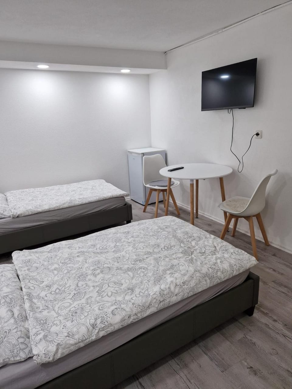TV and multimedia, Photo of the whole room