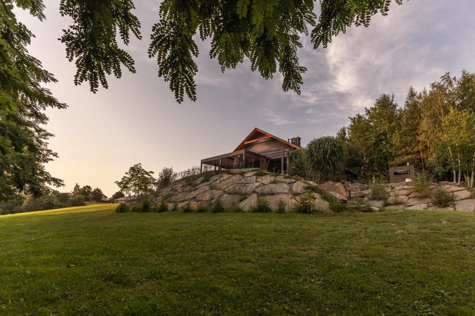 Property building, Day, Natural landscape, Garden