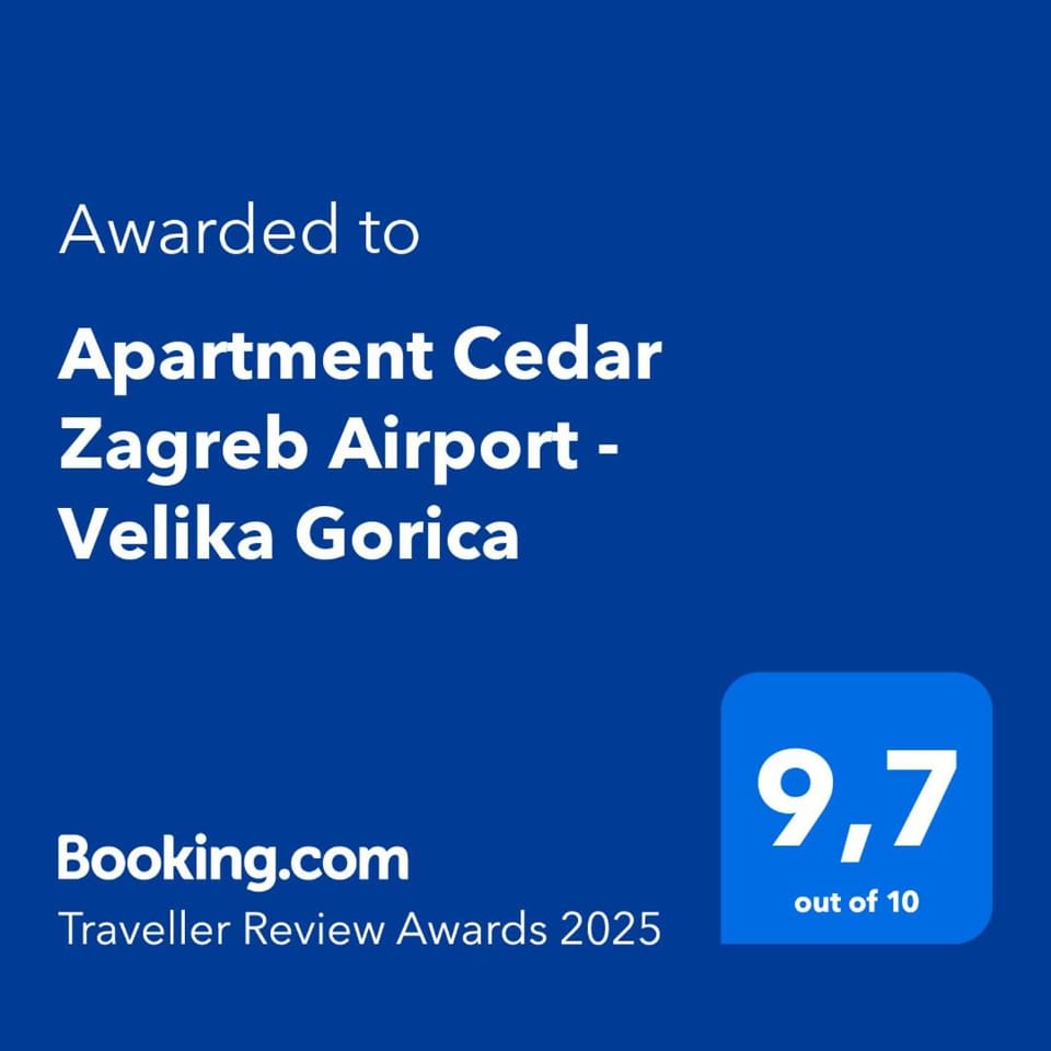 Apartment Cedar and secure parking near the airport Zagreb - Park4youZagreb Apartment in Slovenia
