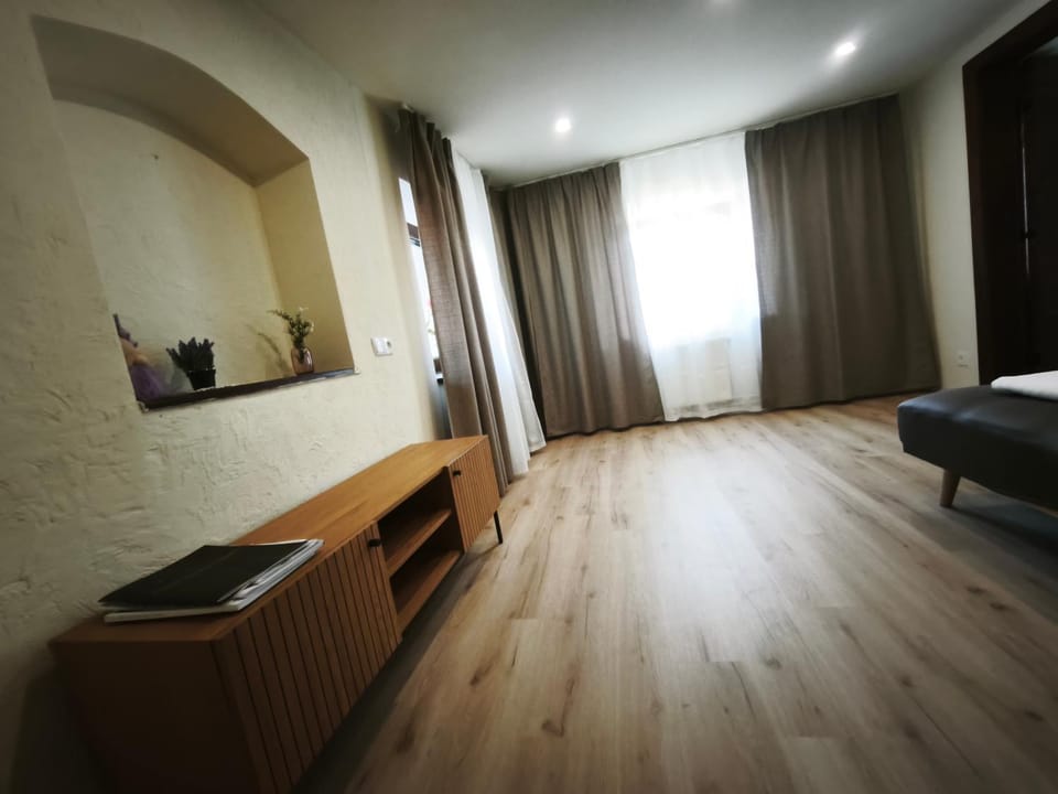 Under Rock Guesthouse Apartment in Bled