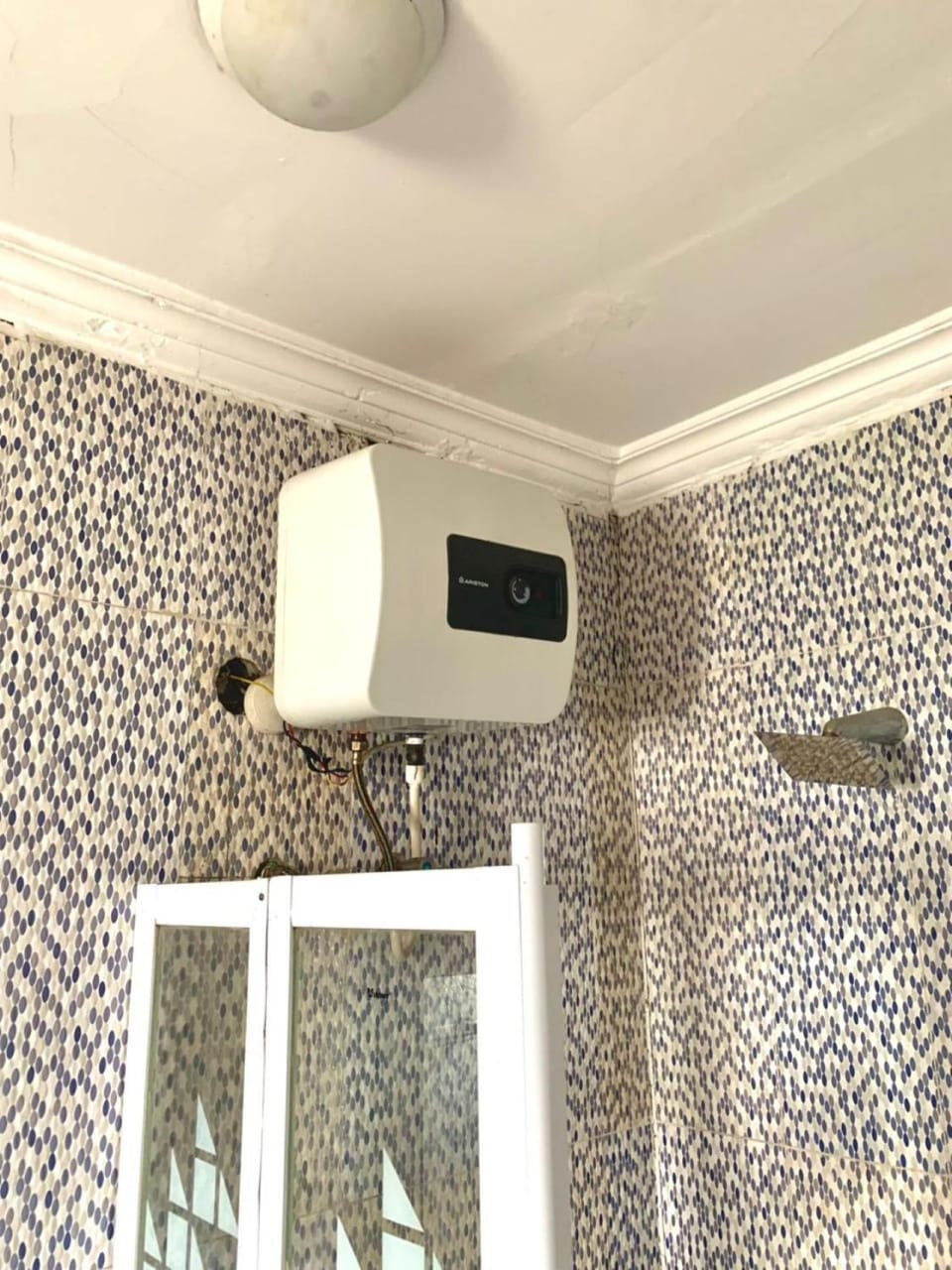 2BDR CBD Apt - 24hrs power, Security, 5mins to airport Apartment in Lagos