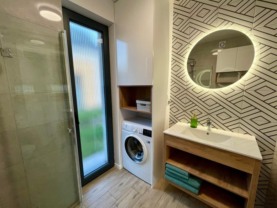 Bathroom, towels, washing machine, dryer