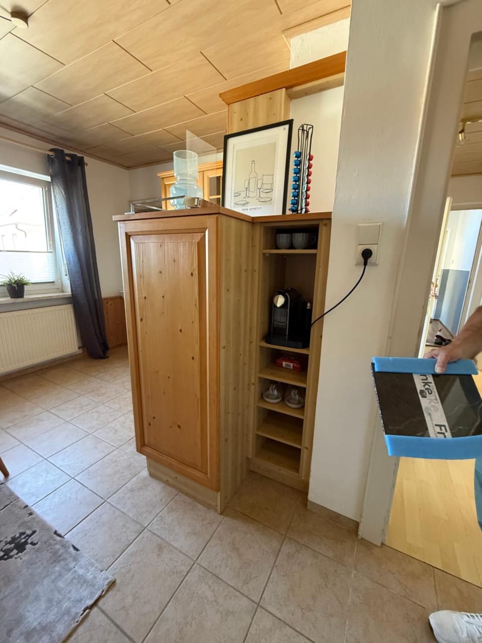 Coffee/tea facilities, Kitchen or kitchenette
