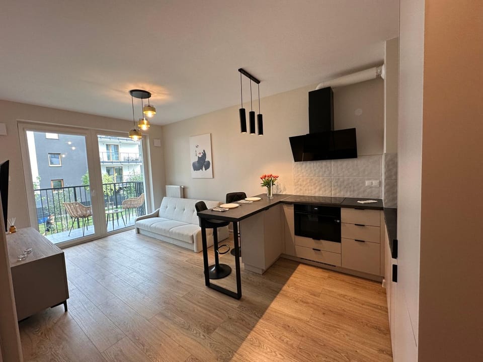 Apartament Nova Ochota, Tennis court, Train & Bus nearby Apartment in Warsaw