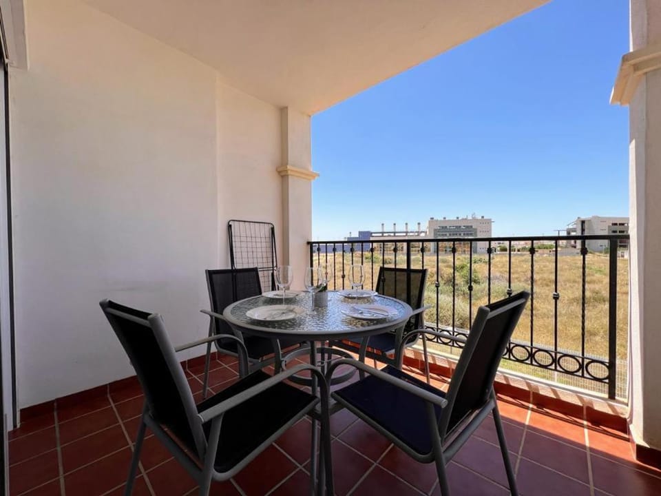 Patio, Day, Natural landscape, View (from property/room), Balcony/Terrace, Dining area, Breakfast