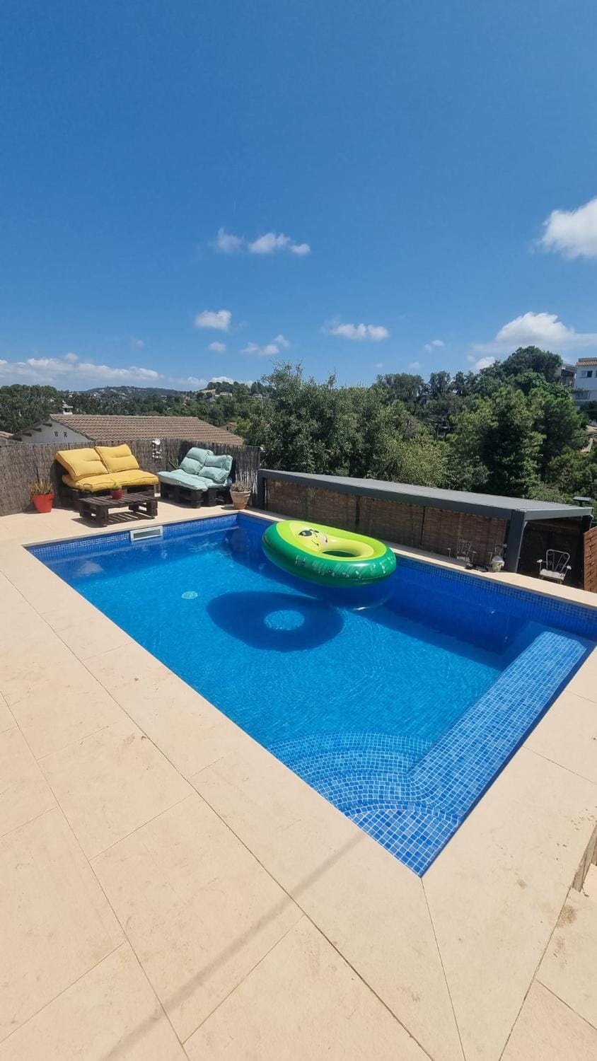 Off site, Pool view, Swimming pool