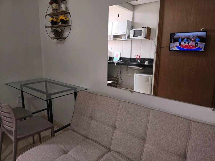 kitnet 103 com ar e 2 tv smart Apartment in Montes Claros