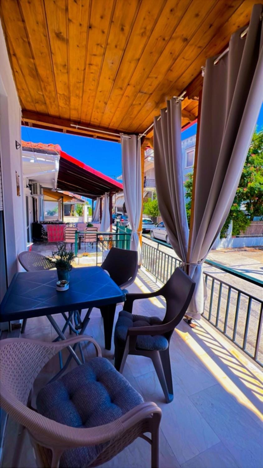 Anastelia Apartments - 1 House in Halkidiki