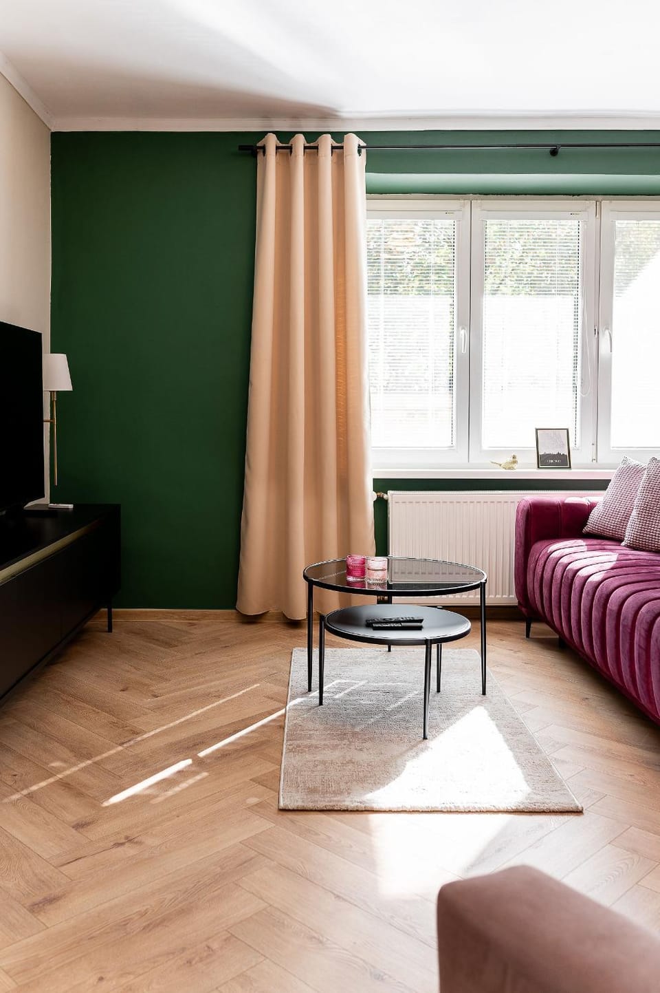 Communal lounge/ TV room, TV and multimedia, Living room, Seating area