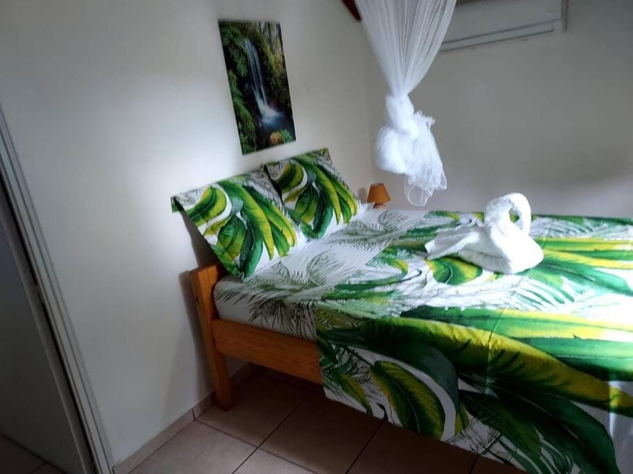 Sunshine Villa Apartment in Leeward Islands