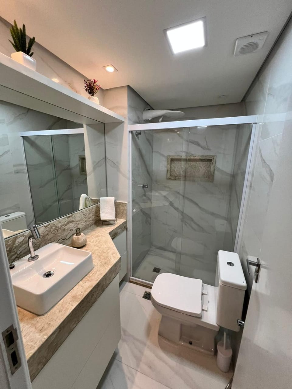 Shower, Bathroom