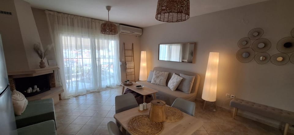 Βalcony View Μarmaras Apartment in Halkidiki