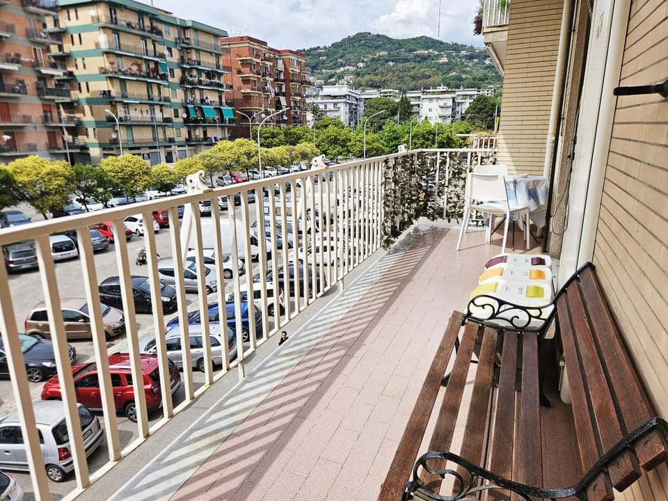 Property building, Day, Neighbourhood, Natural landscape, View (from property/room), Balcony/Terrace, City view, Location, Parking