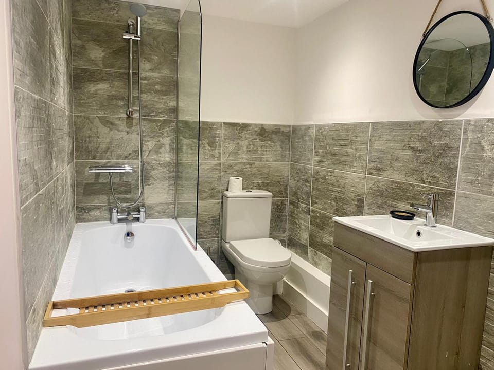 Toilet, Bathroom, Bath