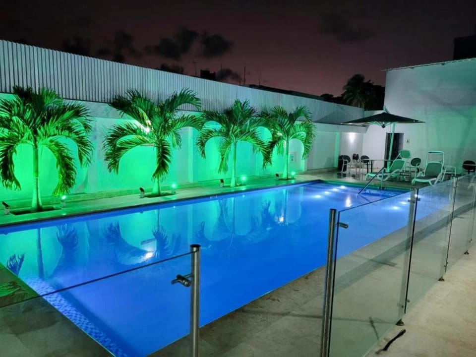 Night, Pool view