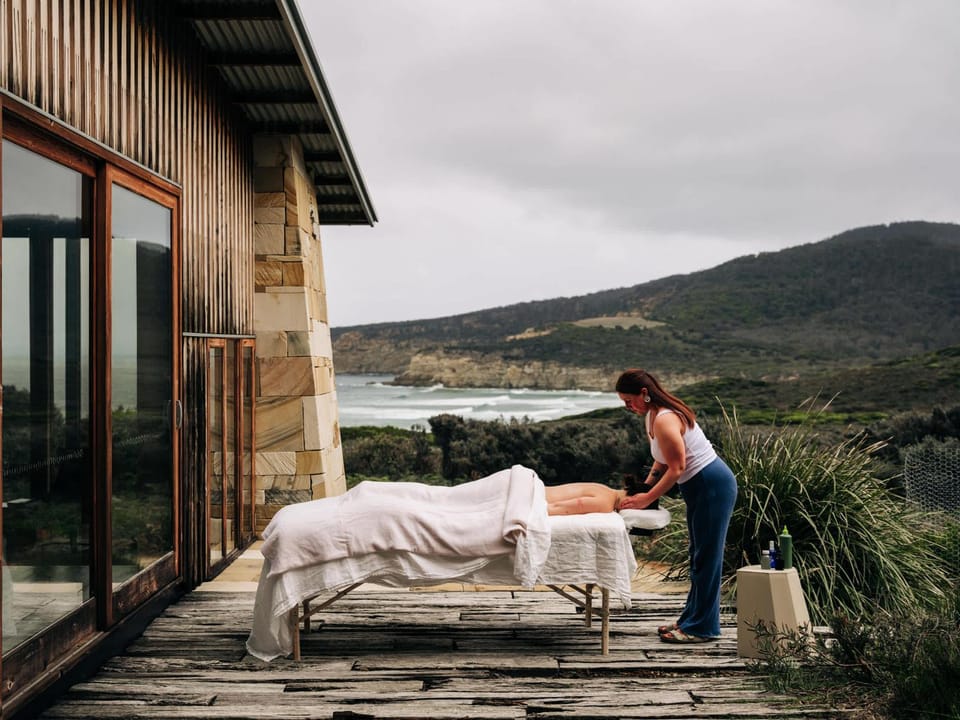 Roaring Beach House House in Tasmania
