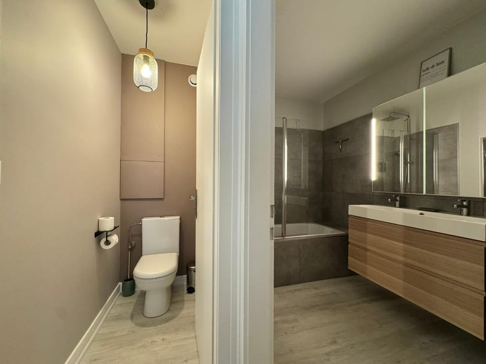Appartement avec balcon centre ville Strasbourg Apartment in Strasbourg